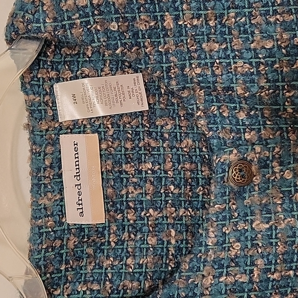 Alfred Dunner 2pc suit in size 24W - Picture 3 of 11